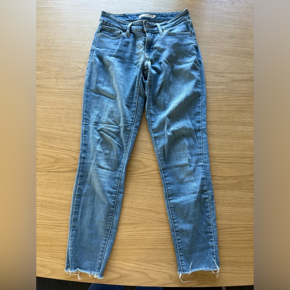 Levi’s 711 Skinny Jeans